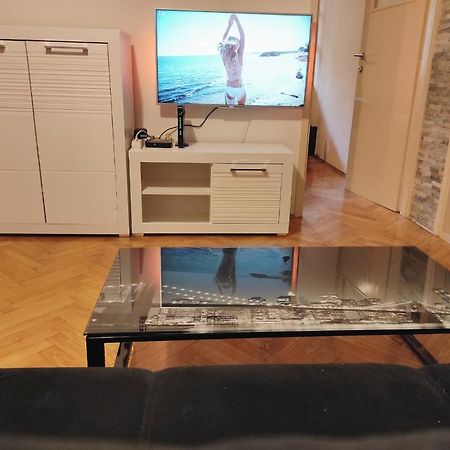 Apartment Mm Сплит Екстериор снимка